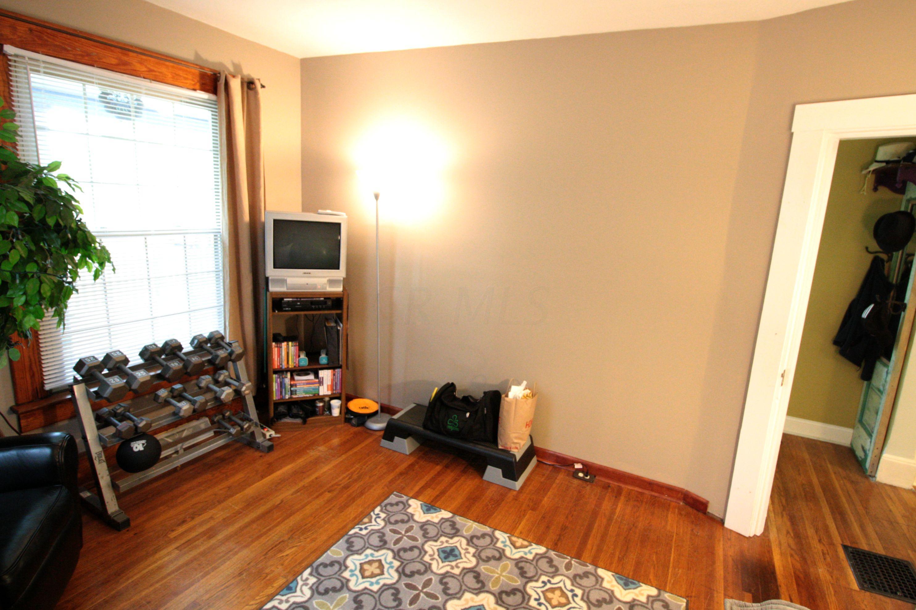 45 West Pacemont Road Columbus, OH 43202 - Photo 14 of 24