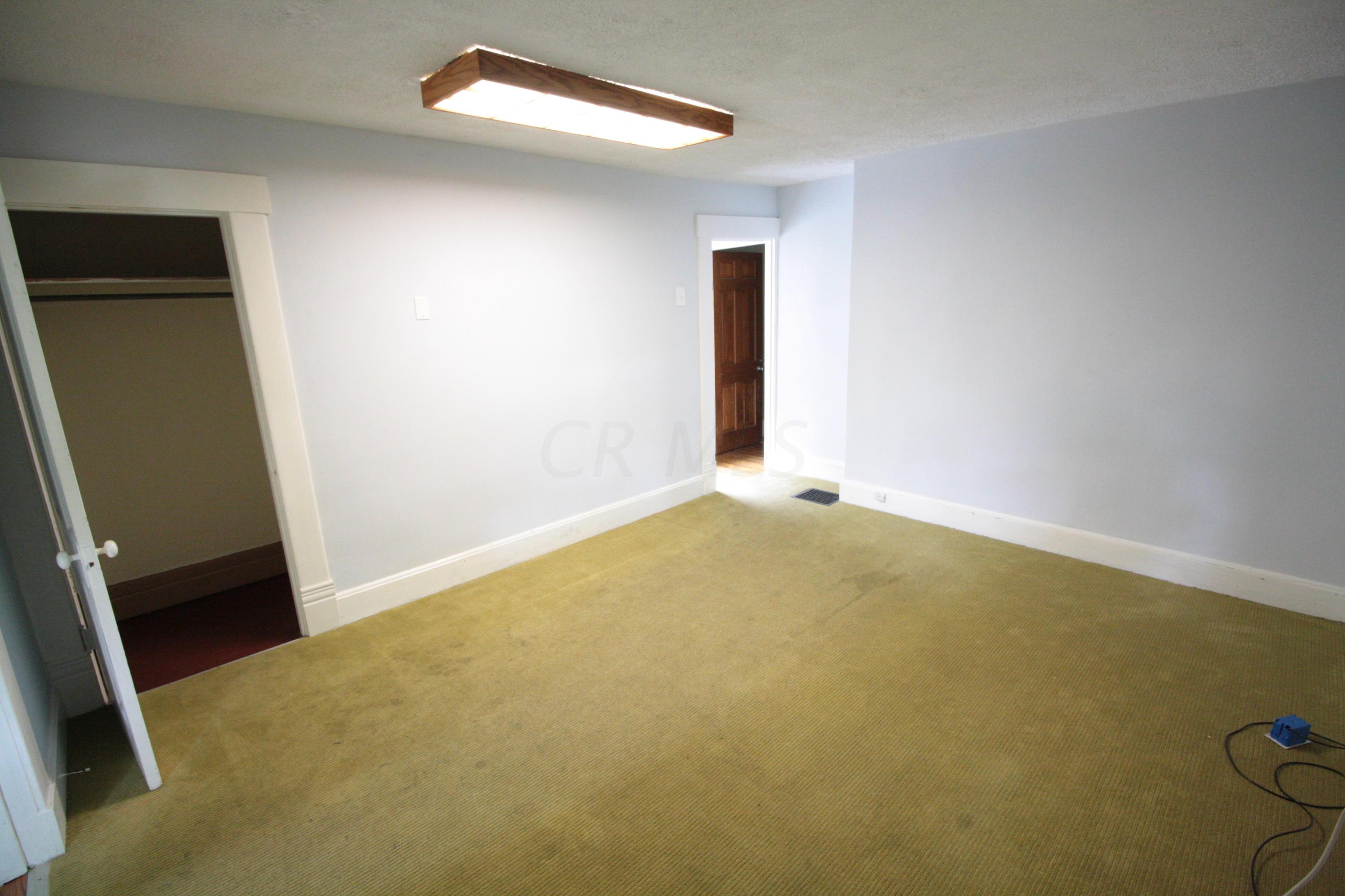 45 West Pacemont Road Columbus, OH 43202 - Photo 17 of 24