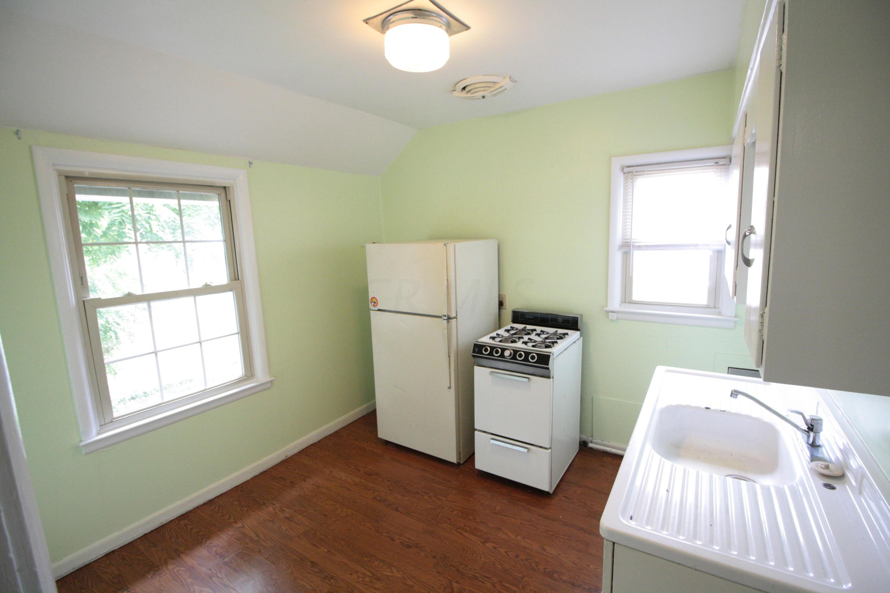 45 West Pacemont Road Columbus, OH 43202 - Photo 18 of 24