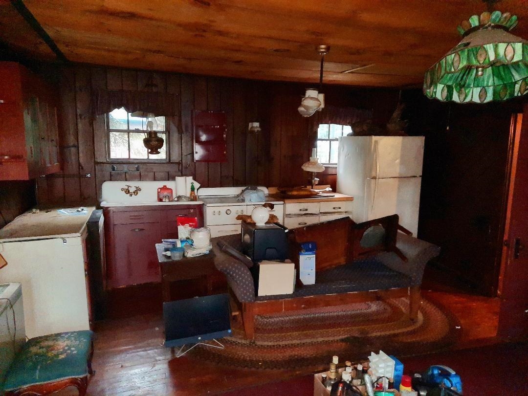425 Round Pond Road Pittsburg, NH 03592 - Photo 8 of 18 Gallery Image 8