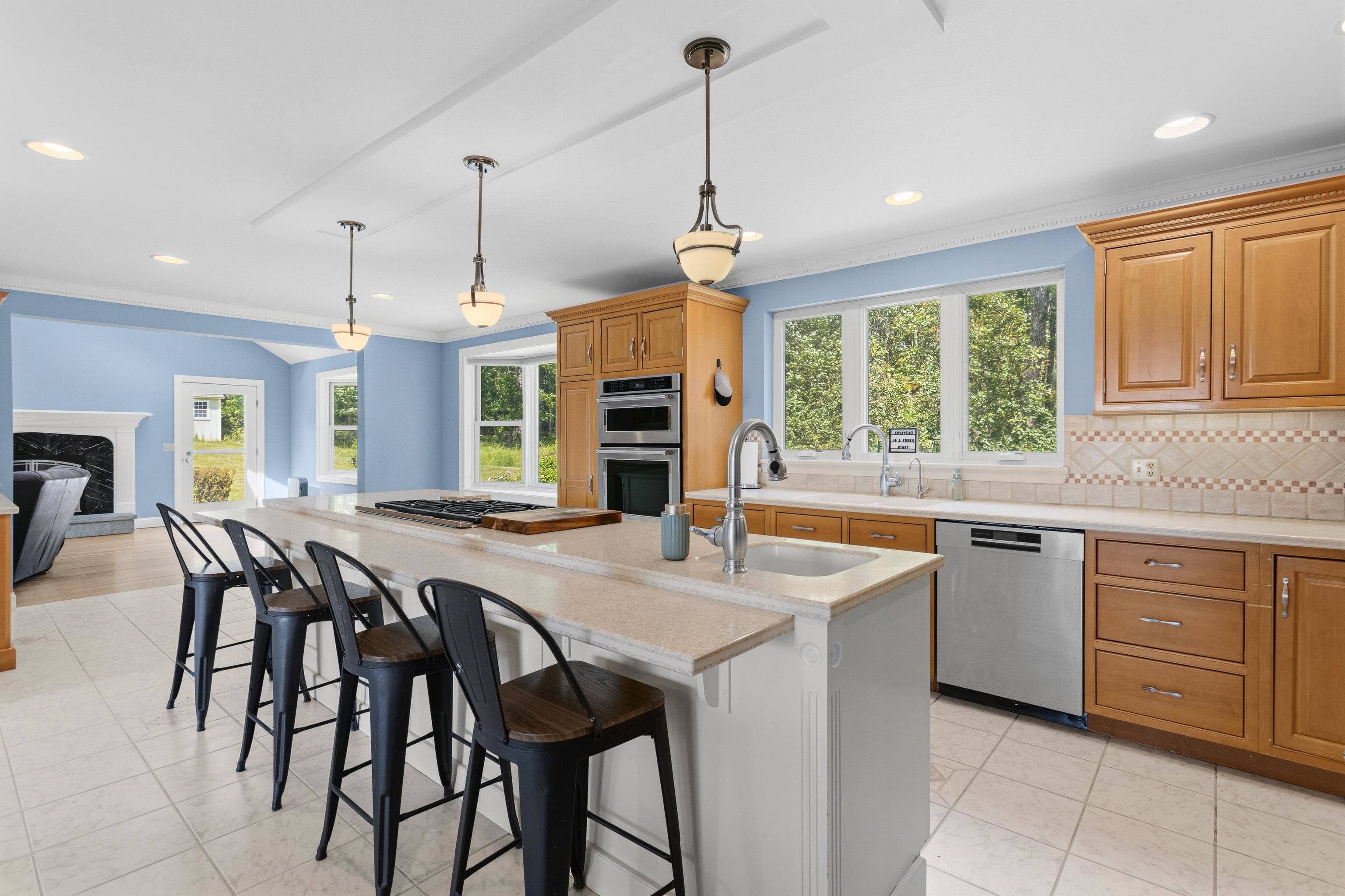 101 Mansion Road Dunbarton, NH 03046 - Photo 27 of 60