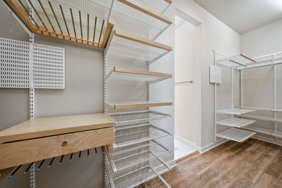 437 Pienza Drive Georgetown, TX 78628 - Photo 25 of 32 Owners closet