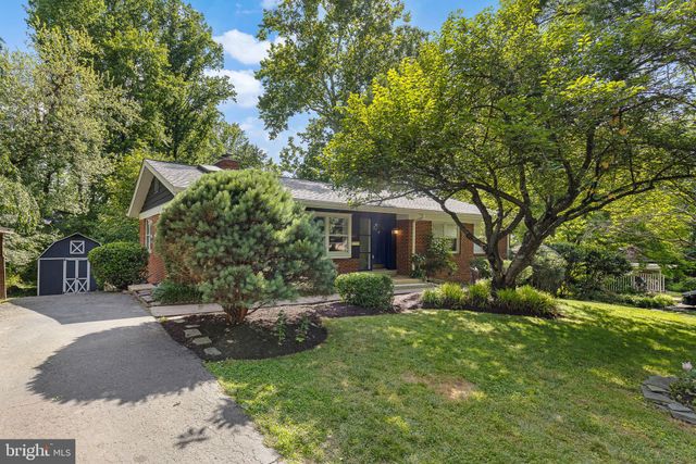 $949,000 | 6221 Beachway Drive, Falls Church, VA 22041