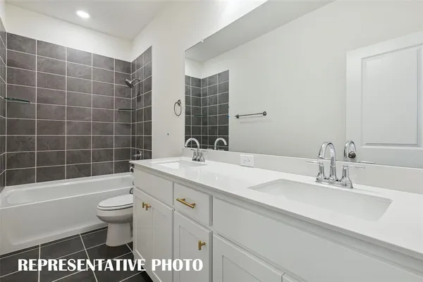 $364,170 | 1011 Magdalena Way, Midlothian, TX 76065