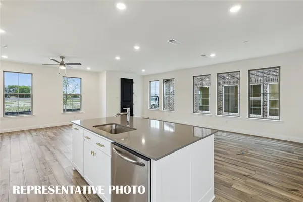 $364,170 | 1011 Magdalena Way, Midlothian, TX 76065