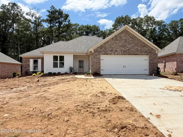 $321,400 | 216 Anderson Oaks Drive, Pearl, MS 39208