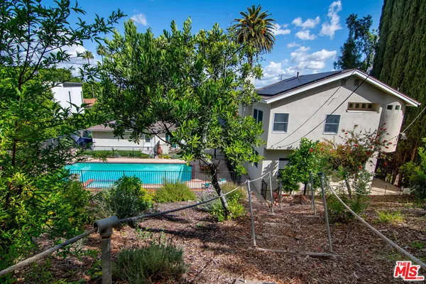 $1,795,000 | 17952 Karen Drive, Encino, CA 91316