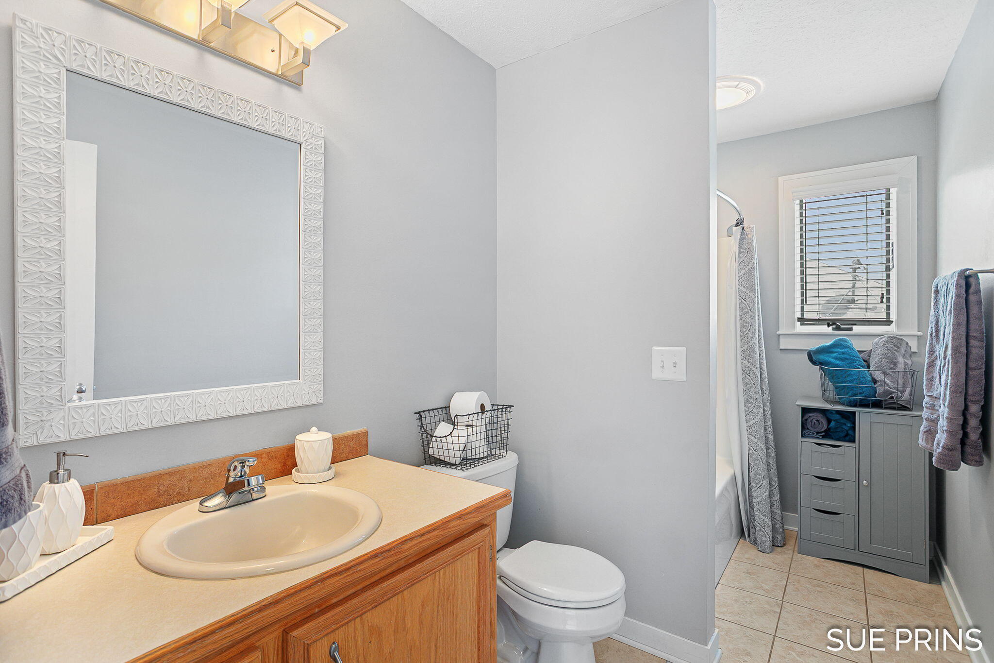 3084 Viewpoint Street Jenison, MI 49428 - Photo 30 of 45 27-web-or-mls-3084-viewpoint-st