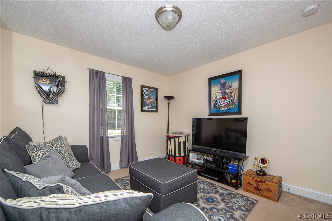 20344 Laurel Road Petersburg, VA 23803 - Photo 21 of 27 Gallery Image 21