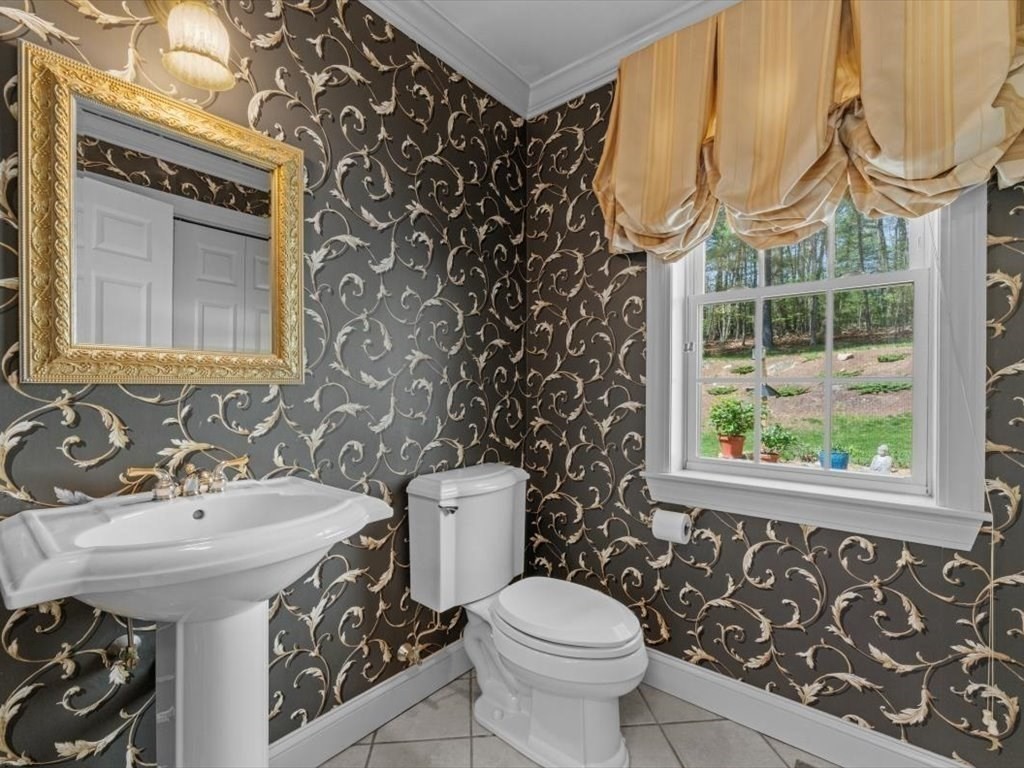 176 Stone School Road Sutton, MA 01590 - Photo 13 of 41