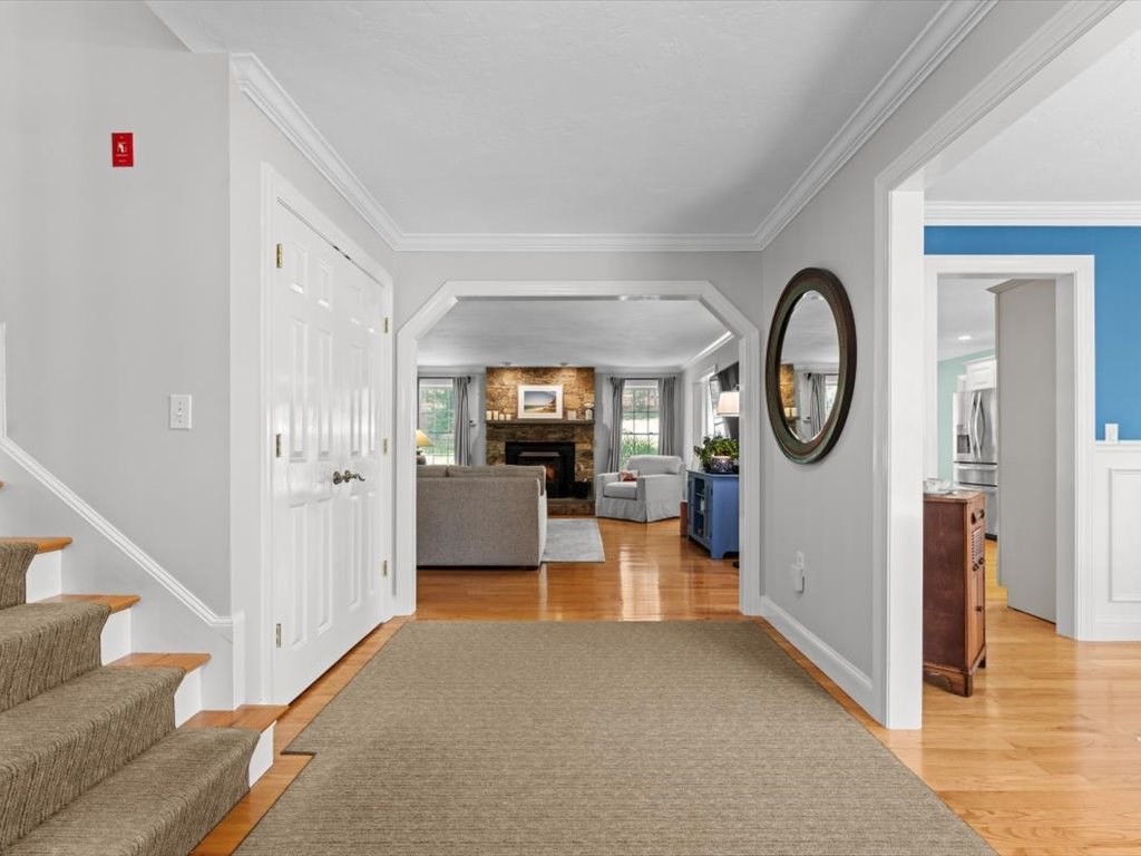 176 Stone School Road Sutton, MA 01590 - Photo 4 of 41