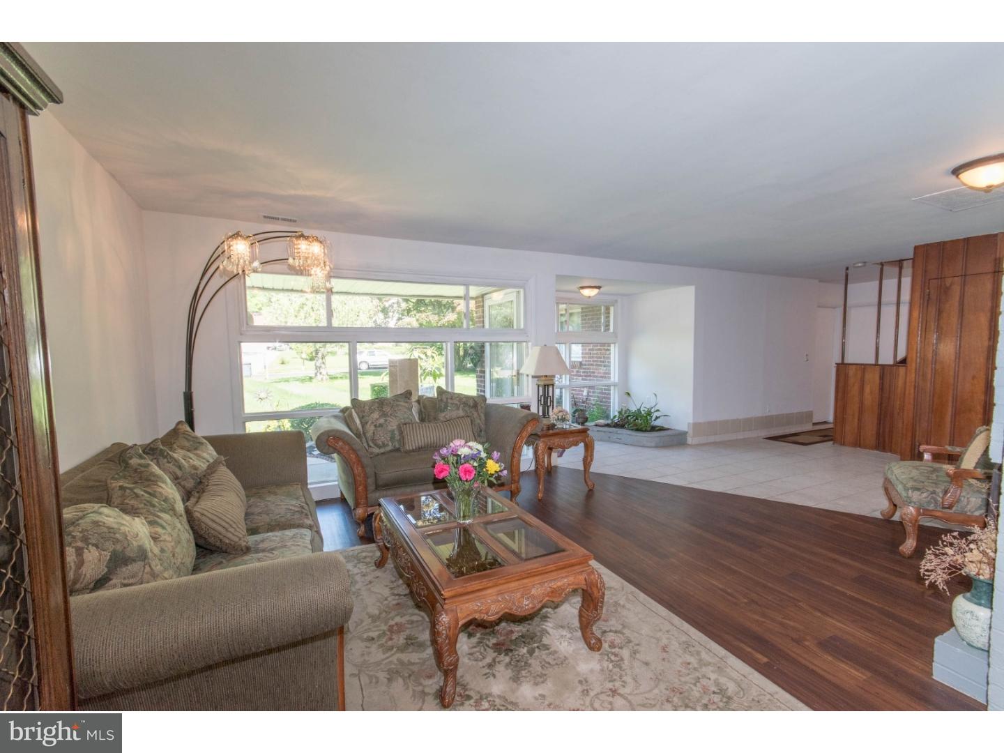 1141 Boxwood Road Jenkintown, PA 19046 - Photo 11 of 21 Living Room