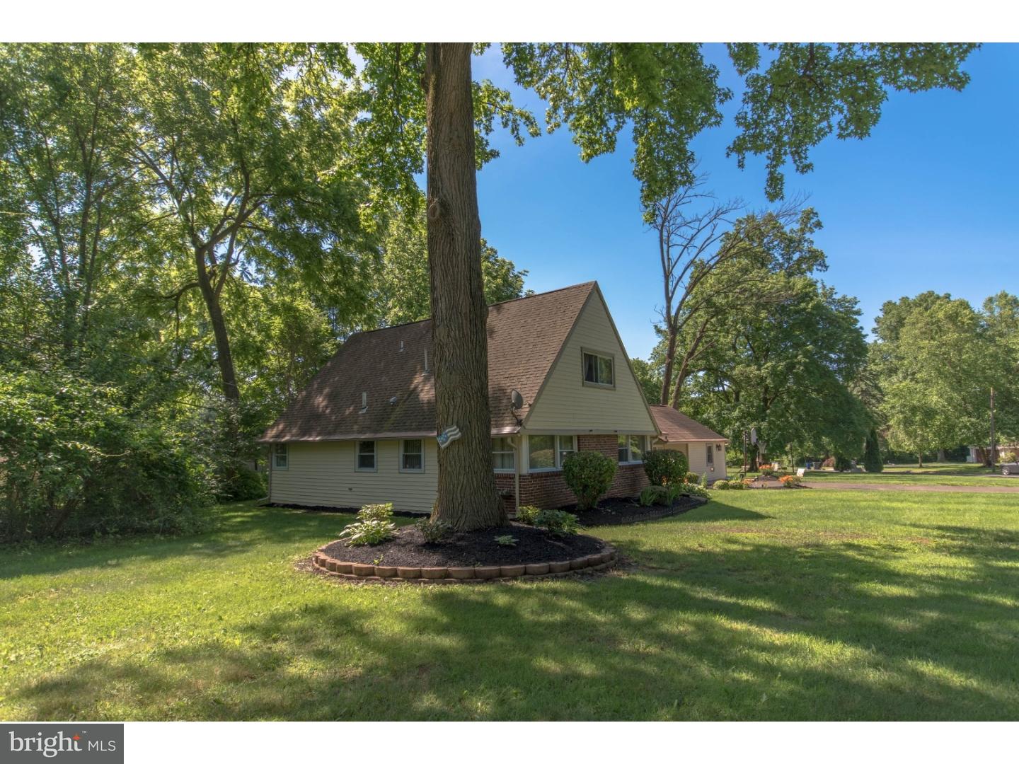 1141 Boxwood Road Jenkintown, PA 19046 - Photo 20 of 21 Back Yard