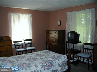 14 Culp Road Audubon, PA 19403 - Photo 6 of 11 Bedroom - Main