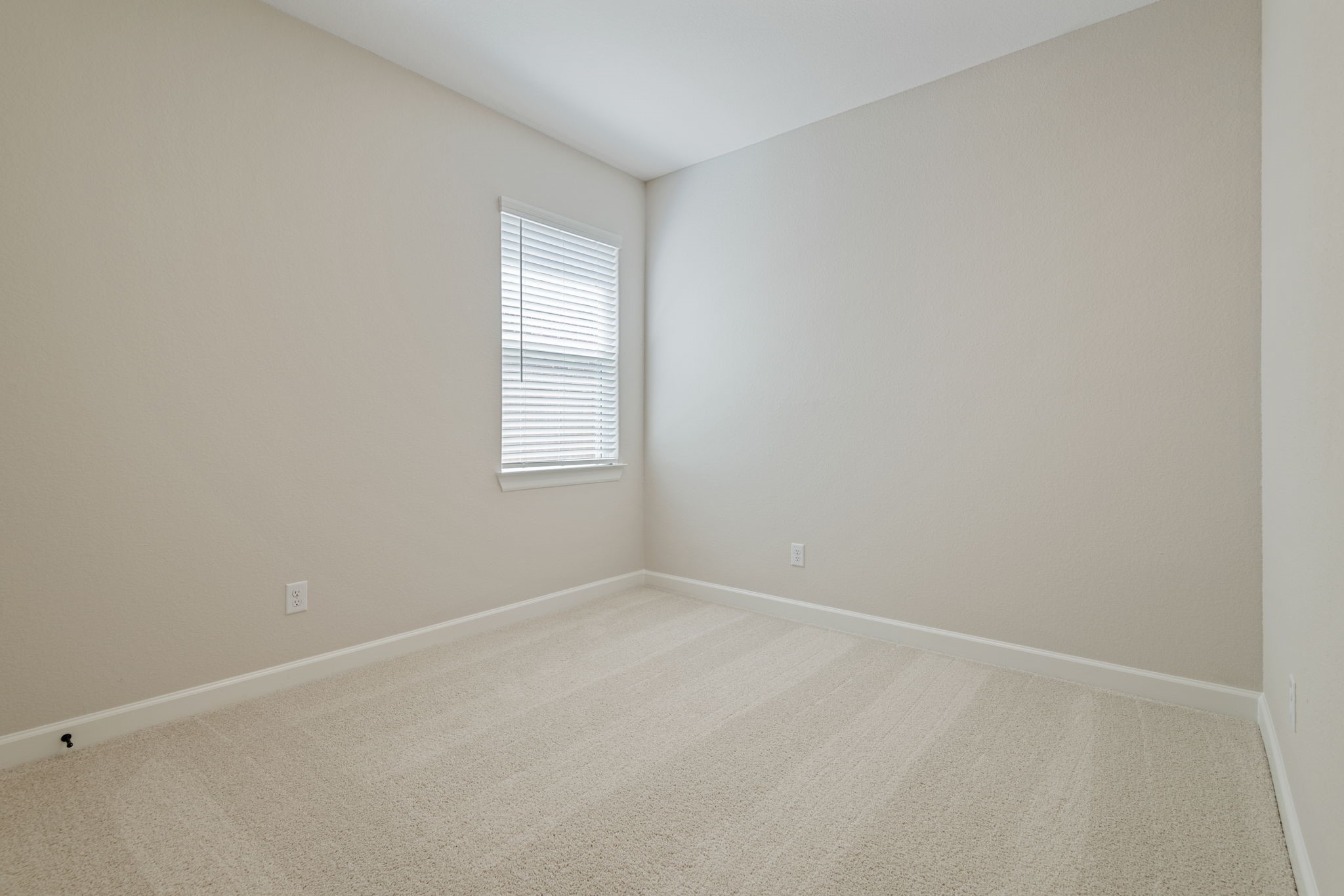 1139 Campside Drive Beasley, TX 77417 - Photo 16 of 18 an empty room with a window