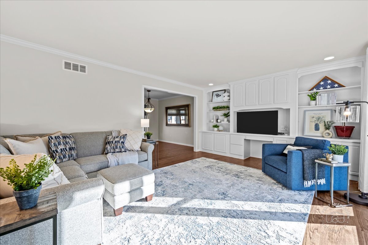 1271 Herrington Road Geneva, IL 60134 - Photo 7 of 29