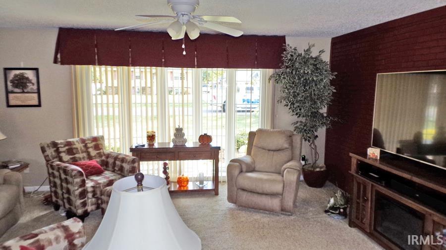 1802 Forbes Road Vincennes, IN 47591 - Photo 6 of 31 Gallery Image 6