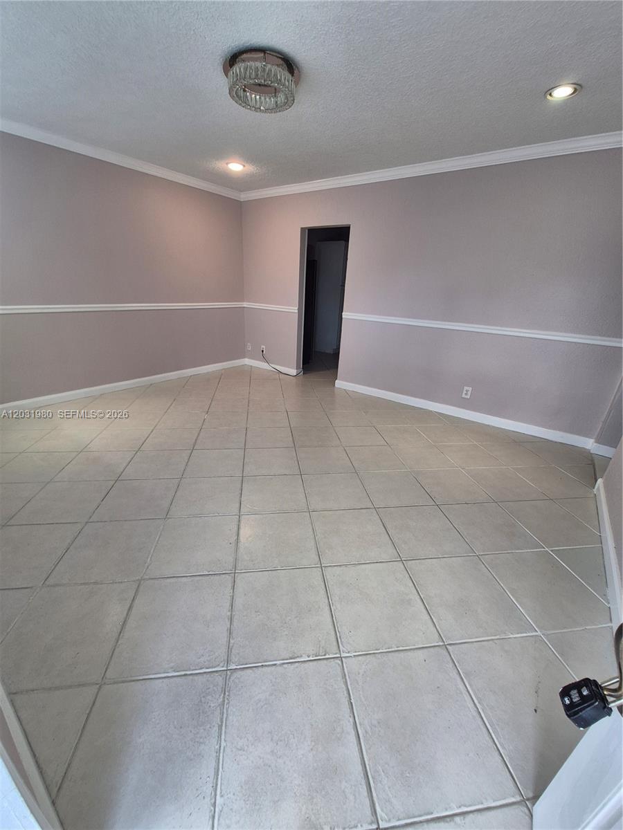 5653 Coconut Road West Palm Beach, FL 33413 - Photo 3 of 22