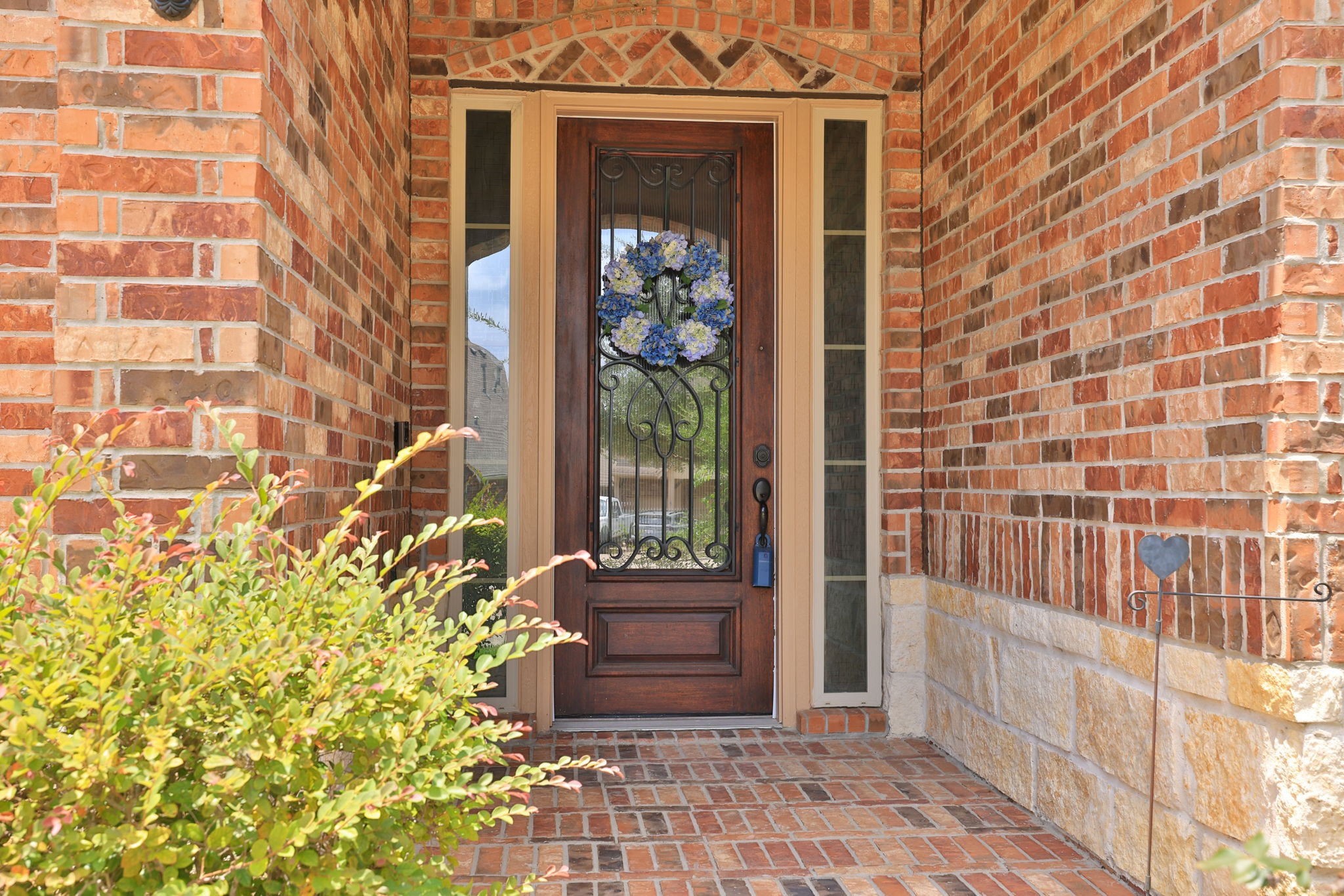 23311 Preserve View Circle Spring, TX 77389 - Photo 8 of 45 Gallery Image 8