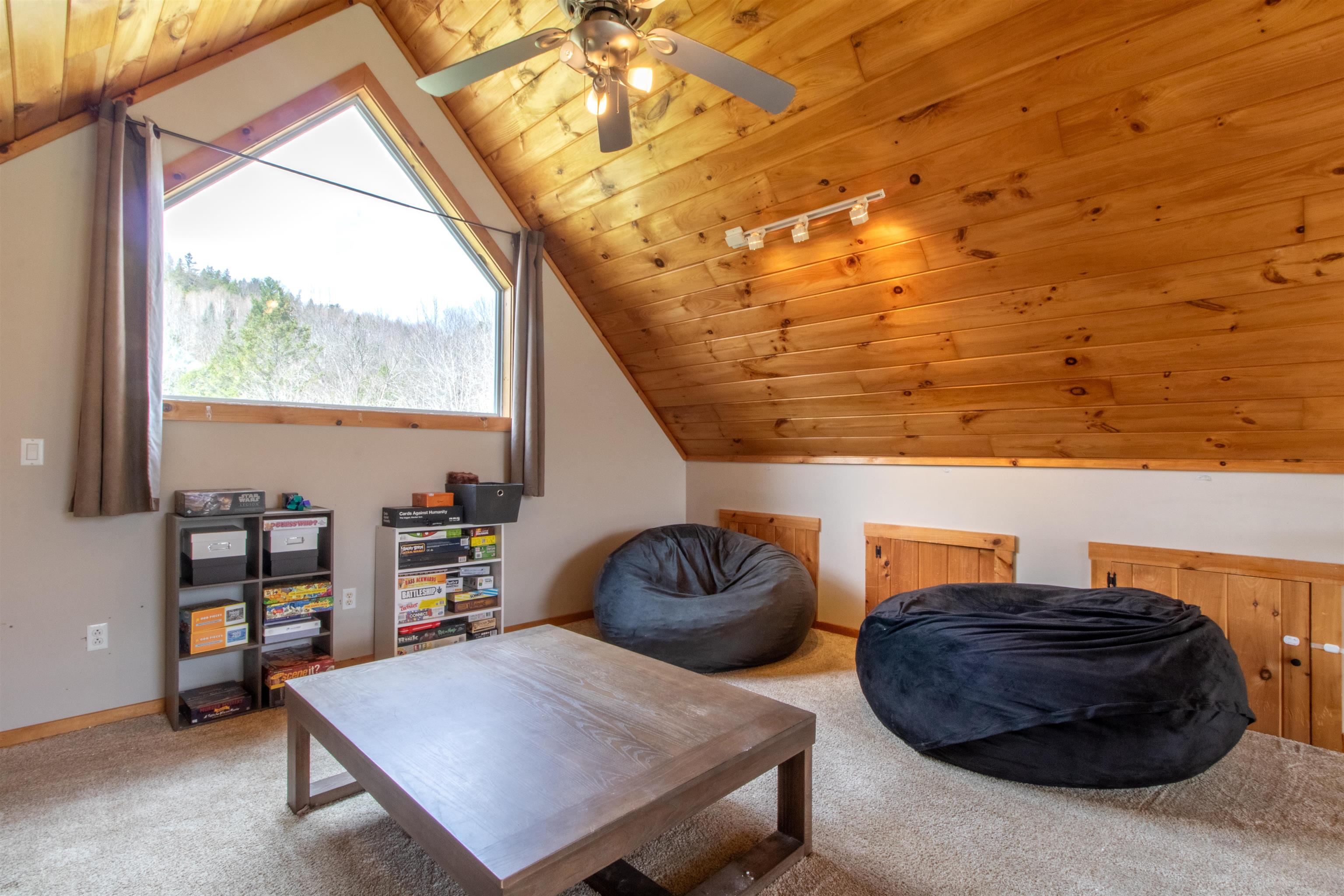 2111 Beebe Road Derby, VT 05855 - Photo 14 of 44