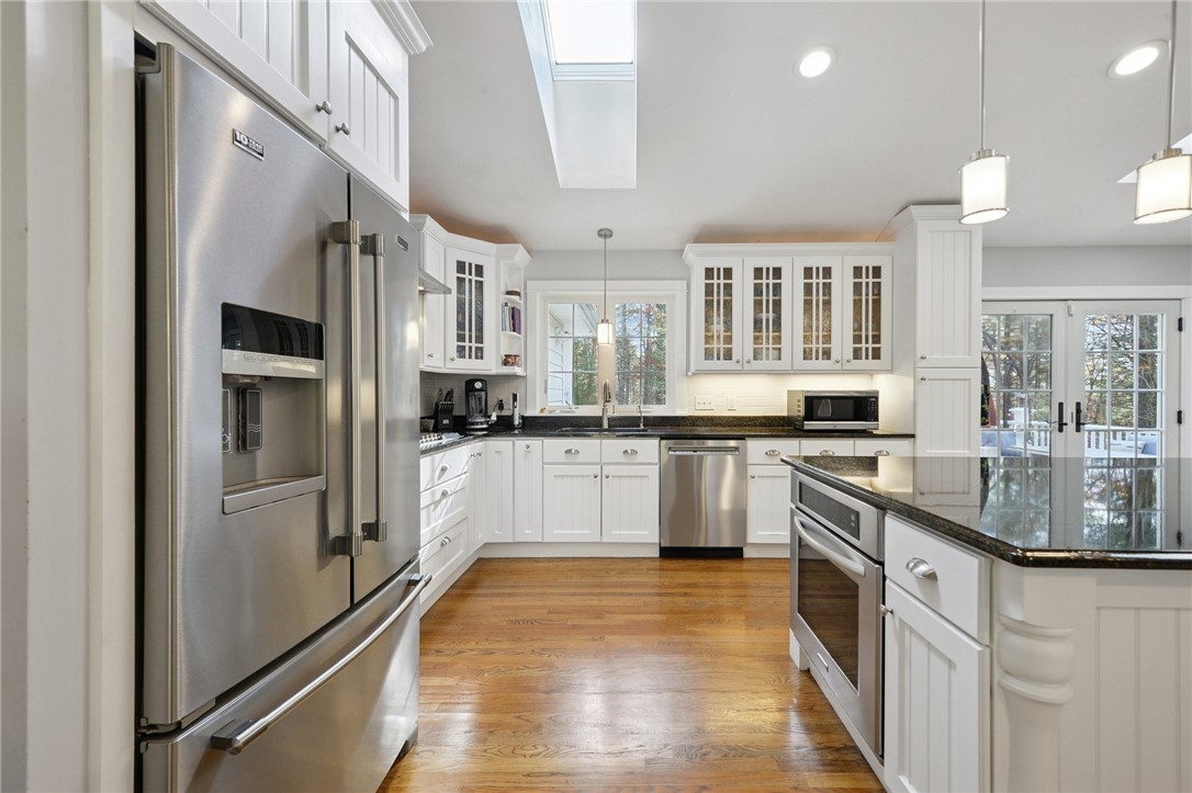 15 Roundtable Court Richmond, RI 02892 - Photo 13 of 46