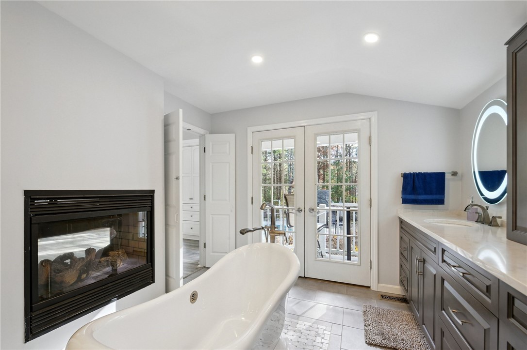 15 Roundtable Court Richmond, RI 02892 - Photo 25 of 46