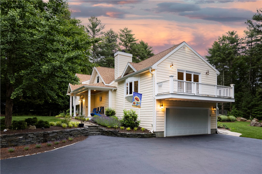 15 Roundtable Court Richmond, RI 02892 - Photo 3 of 46