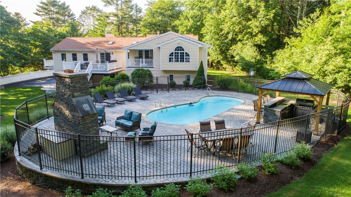 15 Roundtable Court Richmond, RI 02892 - Photo 5 of 46