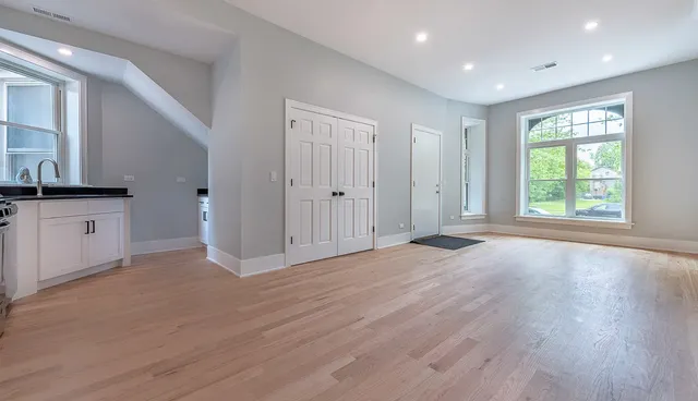 $2,200 | 3246 West Fulton Boulevard, Unit 1, Chicago, IL 60624