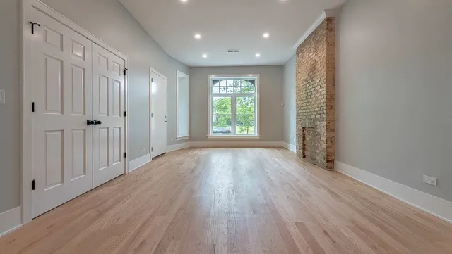 $2,200 | 3246 West Fulton Boulevard, Unit 1, Chicago, IL 60624