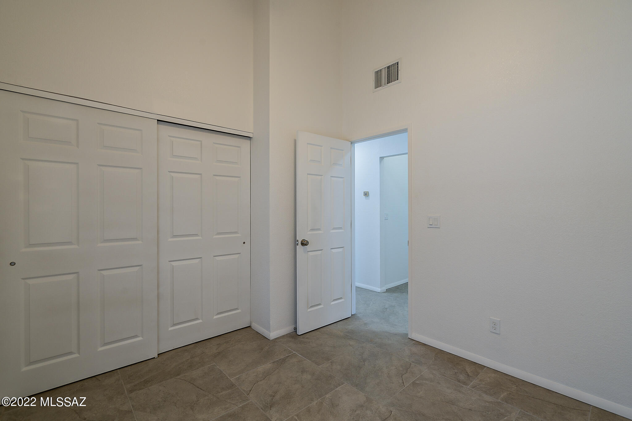 5352 South Stockwell Road Tucson, AZ 85746 - Photo 12 of 18 Gallery Image 12