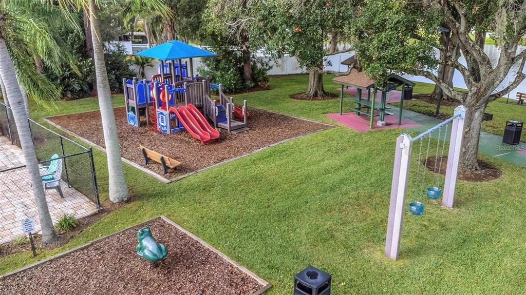 412 Cedar Ridge Court Oldsmar, FL 34677 - Photo 26 of 27 Gallery Image 26