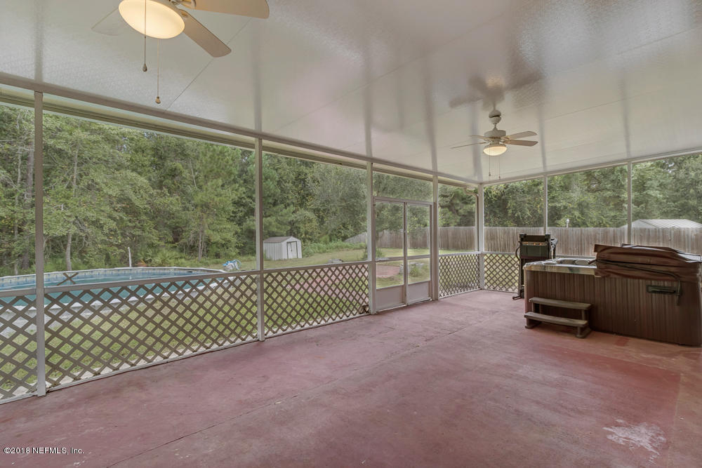 12100 Chester Creek Road Jacksonville, FL 32218 - Photo 18 of 40 Hot Tub