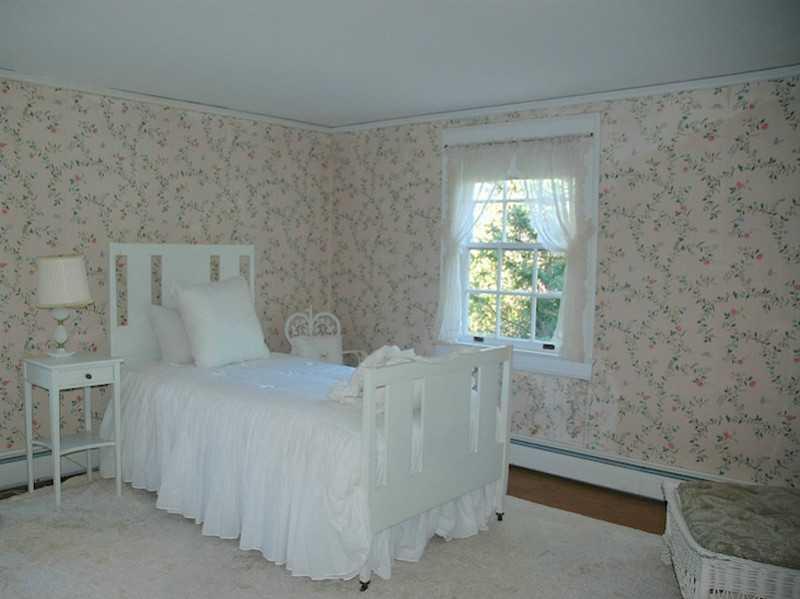 18 Upland Road Seal Harbor, ME 04675 - Photo 9 of 21 Bedroom.