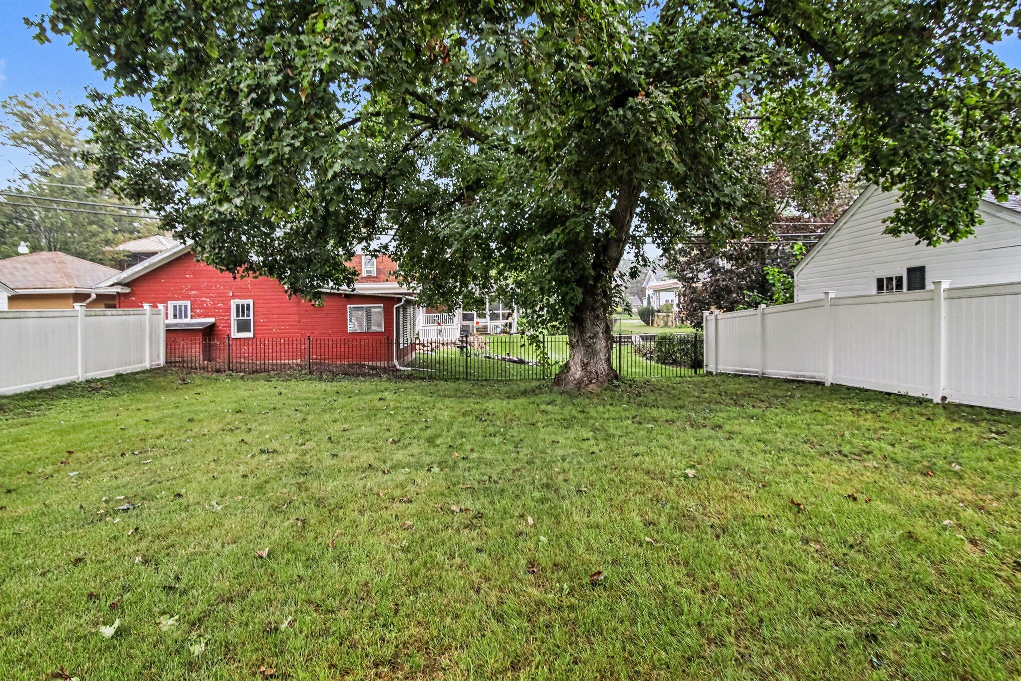 724 Crescent Road Jackson, MI 49203 - Photo 25 of 25 024_file_8749