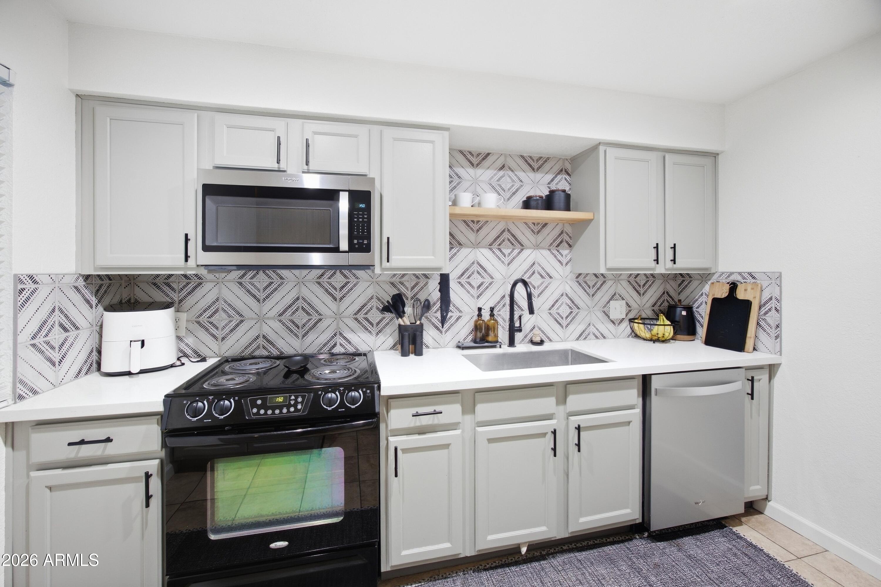 3402 North 32nd Street, Unit 163 Phoenix, AZ 85018 - Photo 1 of 21 ncp12305