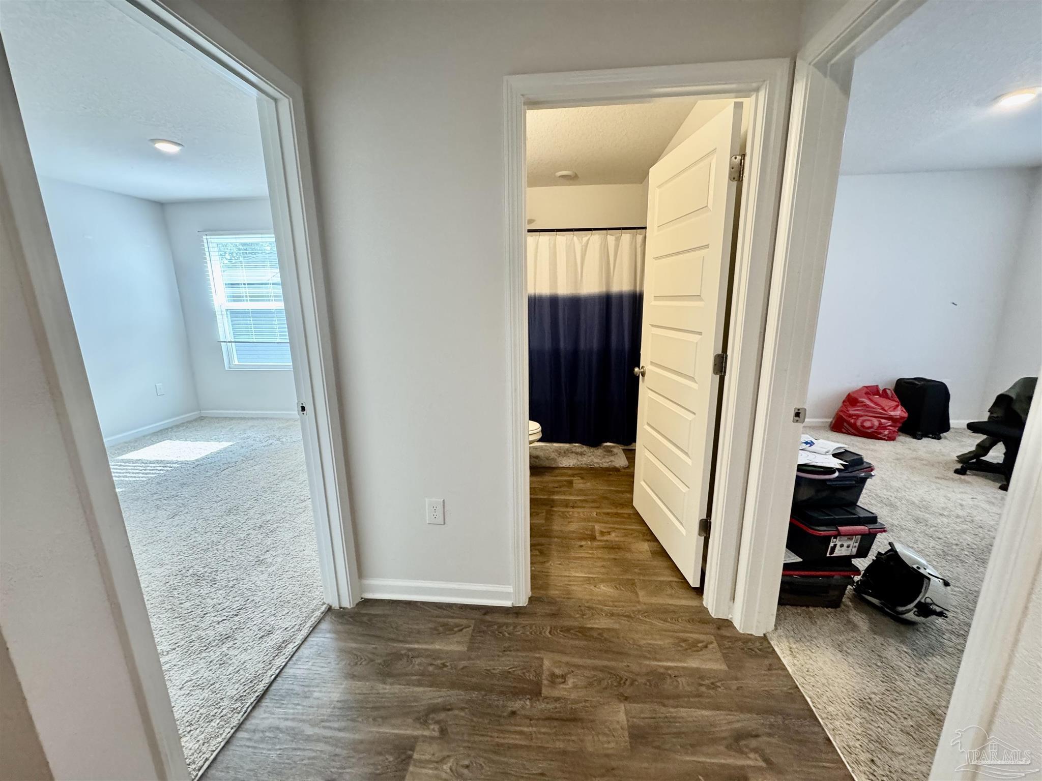 5468 Merlin Way Milton, FL 32583 - Photo 3 of 23