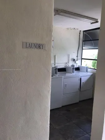 $1,500 | 2701 Riverside Drive, Unit 515B, Coral Springs, FL 33065