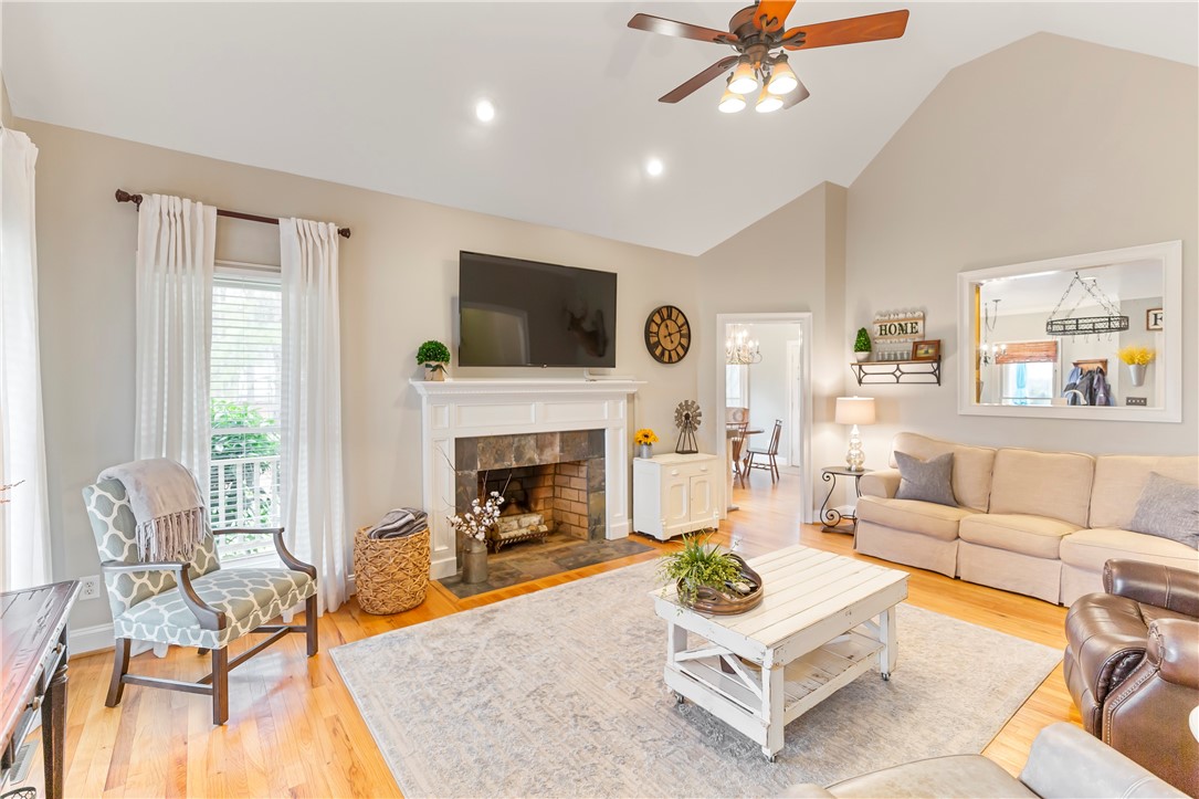 110 Stratton Lane Anderson, SC 29621 - Photo 3 of 36