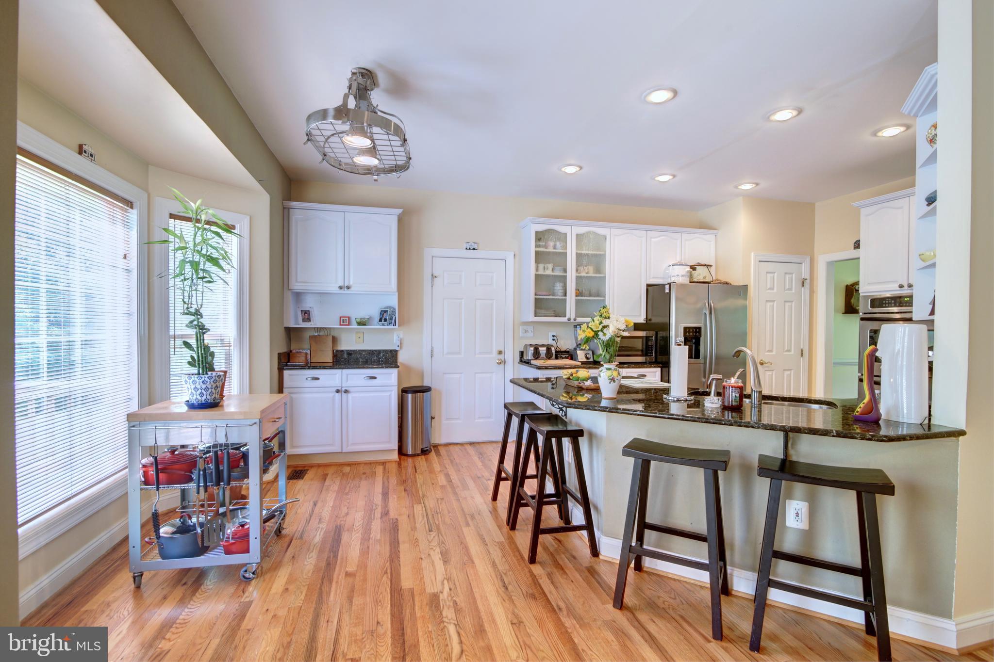 37009 Jeb Stuart Road Purcellville, VA 20132 - Photo 11 of 42 Gallery Image 11