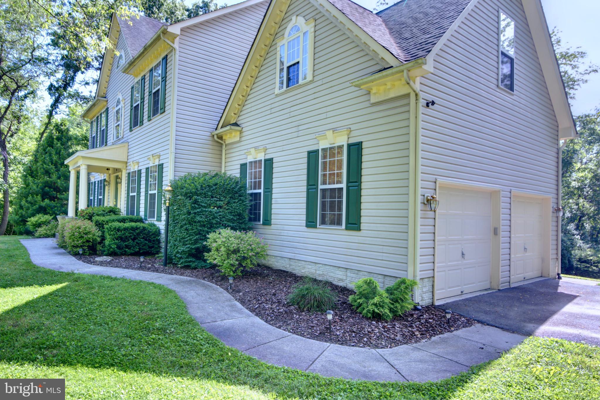 37009 Jeb Stuart Road Purcellville, VA 20132 - Photo 5 of 42 Gallery Image 5
