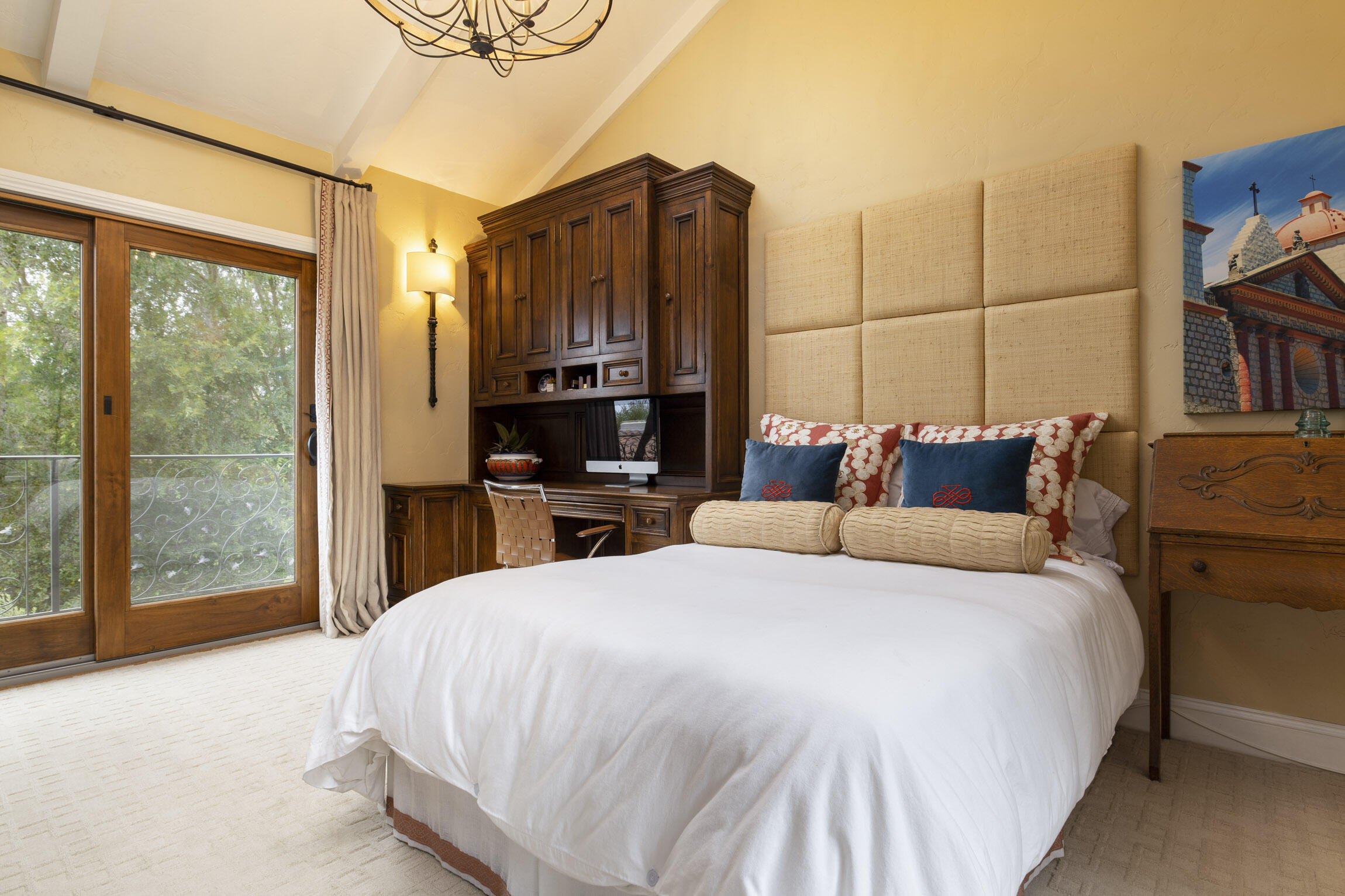 2519 Foothill Lane Santa Barbara, CA 93105 - Photo 12 of 35 a spacious bedroom with a bed and a large window