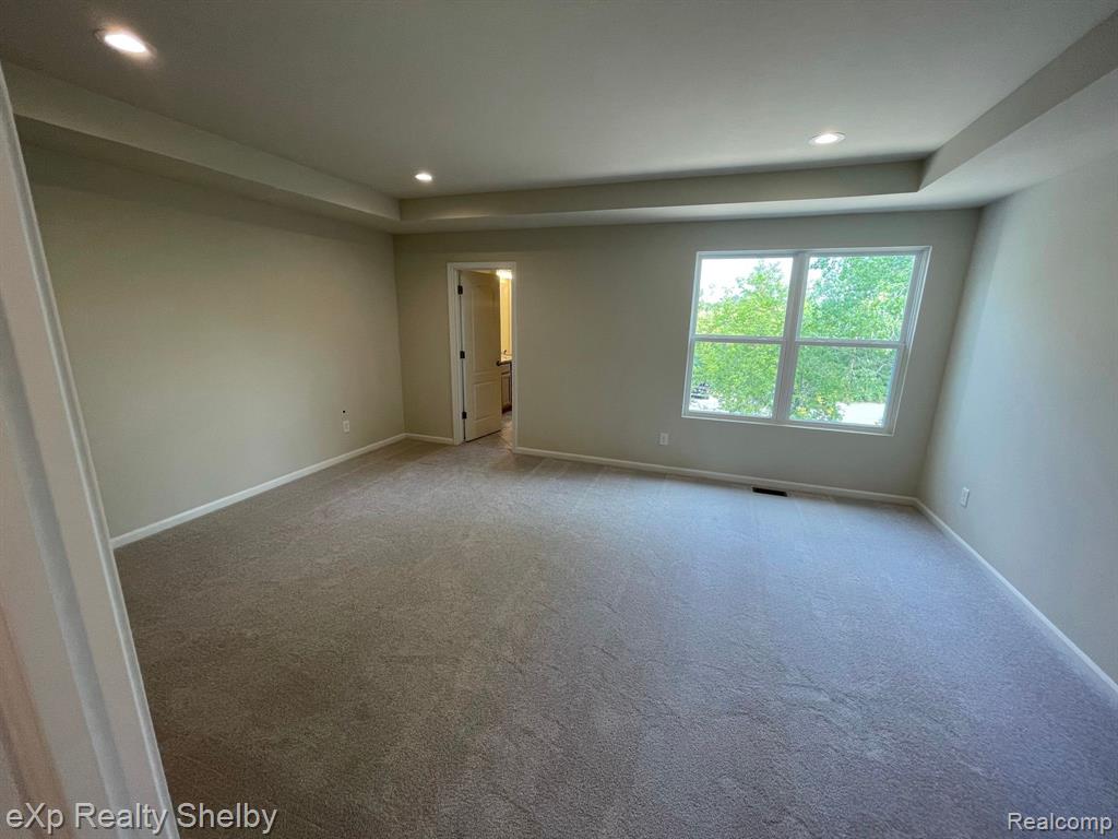 43482 Prospect Lane Novi, MI 48375 - Photo 7 of 16
