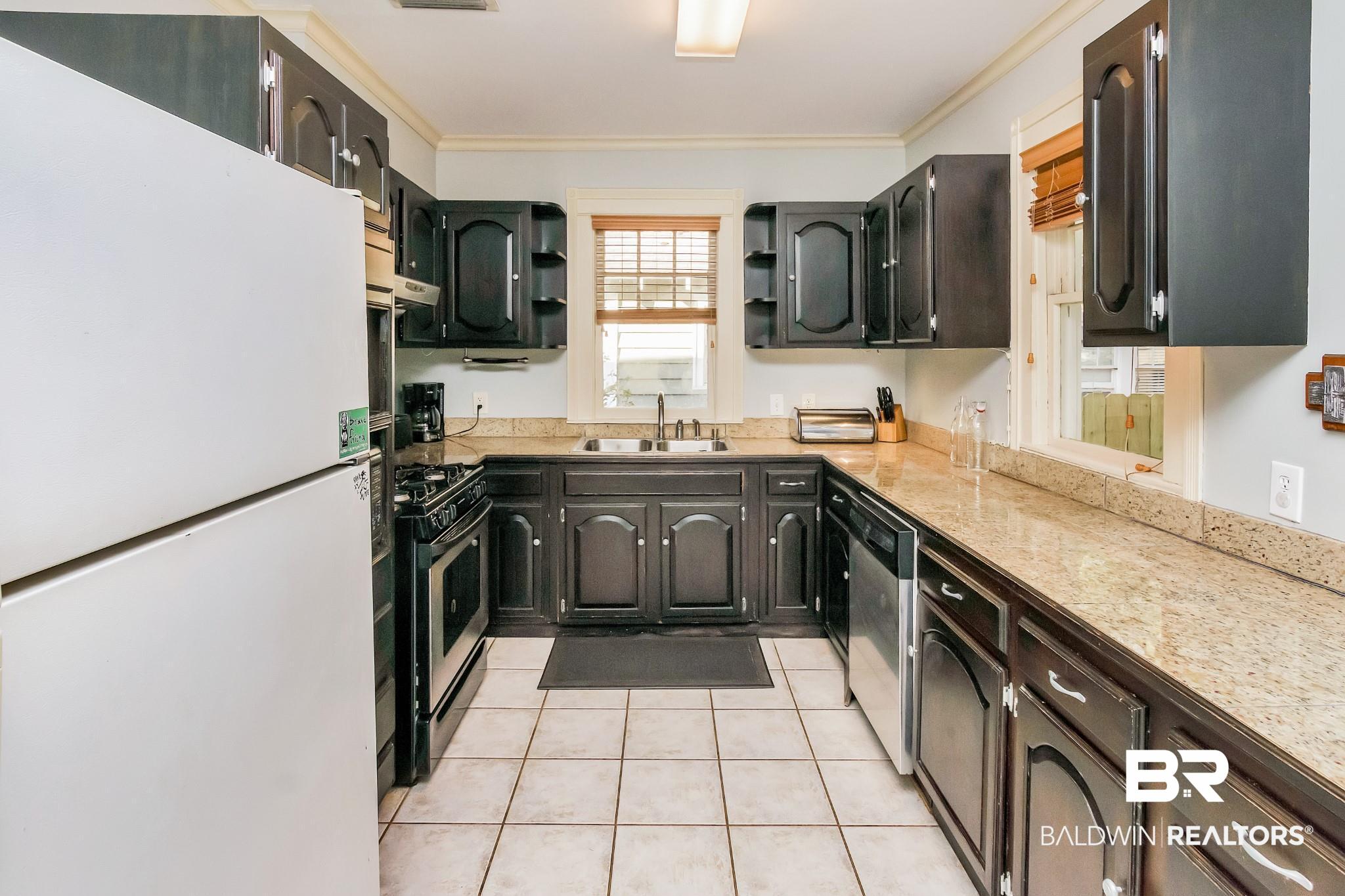 50 Semmes Avenue Mobile, AL 36604 - Photo 14 of 23 Additional view of Kitchen