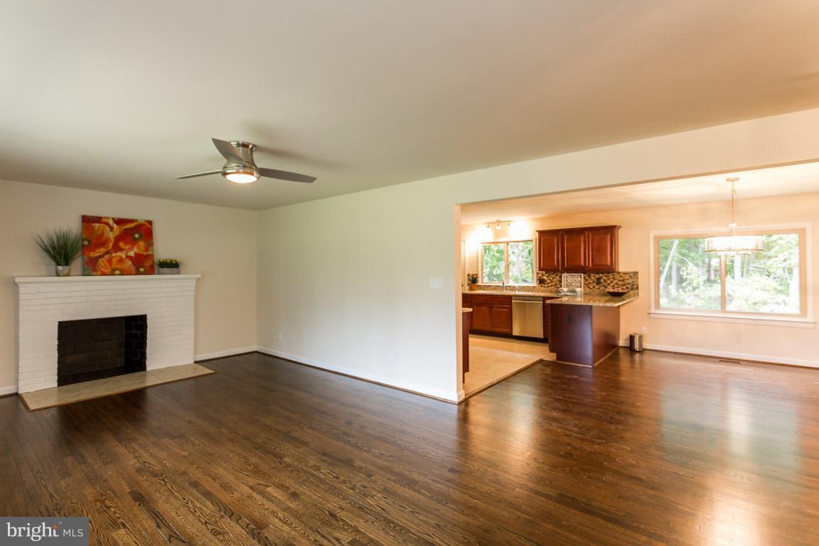 373 Cropp Road Fredericksburg, VA 22406 - Photo 29 of 30 Great Open Floor Plan!