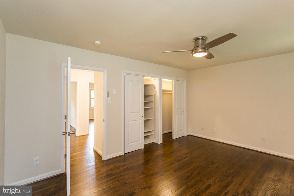 373 Cropp Road Fredericksburg, VA 22406 - Photo 12 of 30 Hardwood floors in Master Suite