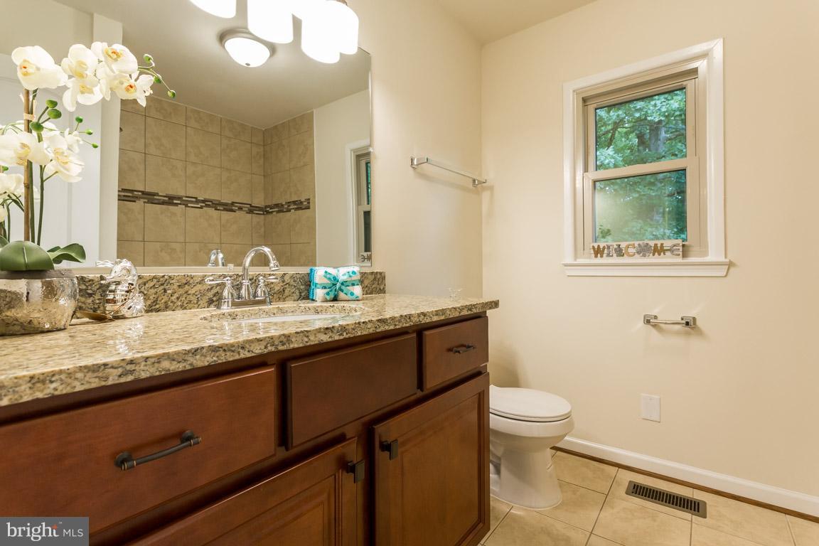 373 Cropp Road Fredericksburg, VA 22406 - Photo 17 of 30 Full Bath #2 is on upper level