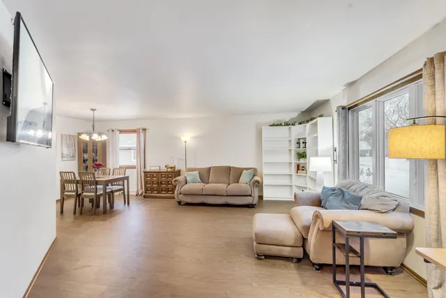 $400,000 | 7230 South 38th Street, Franklin, WI 53132