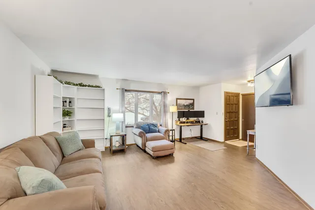 $400,000 | 7230 South 38th Street, Franklin, WI 53132