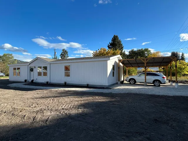 $330,000 | 301 South 3rd Street West, Chewelah, WA 99109